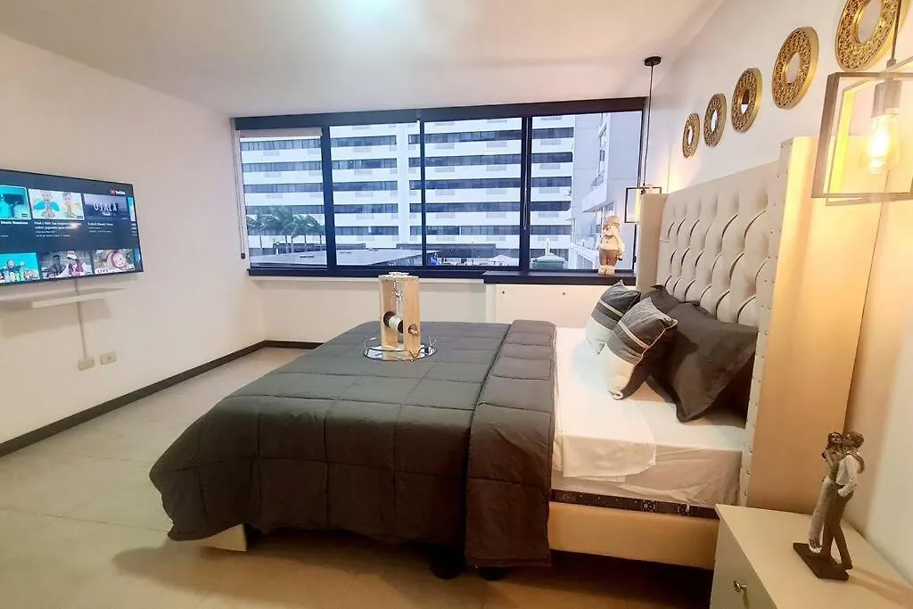 과야킬 Ecuabook King Gye Malecon 2000 아파트 0*,  에콰도르